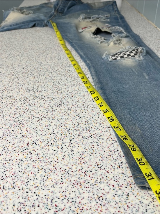 AMIRI Men’s Light Blue Denim Jeans with Distressing Patchwork Bandana Size 40 - Picture 13 of 13